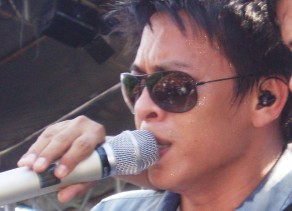 Ariel Batalkan Konser Noah di Palu, karena Rawan Gangguan